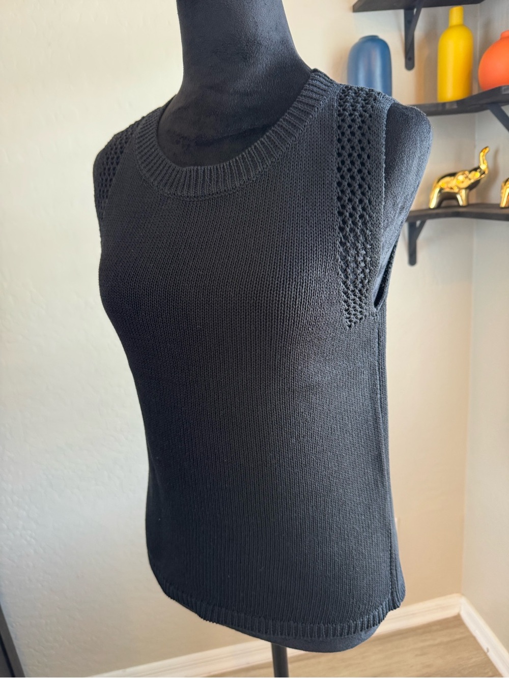 Max Studio Black Sleeveless Crewneck Knit Sweater